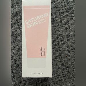 New Saturday Skin Face Cleanser Hydrating Foam Cleanser